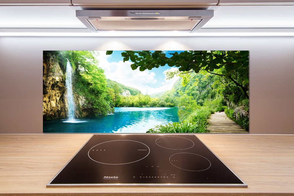 Panel do kuchni Wodospad w lesie