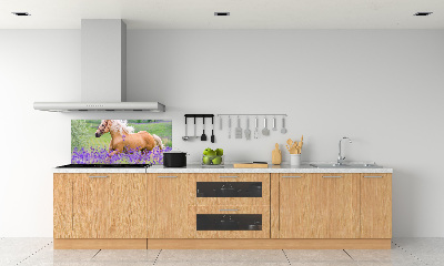 Panel lacobel Koń na polu lawendy