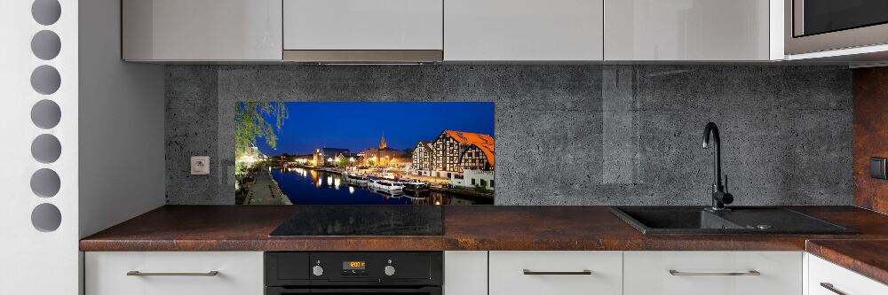 Panel do kuchni Bydgoszcz nocą