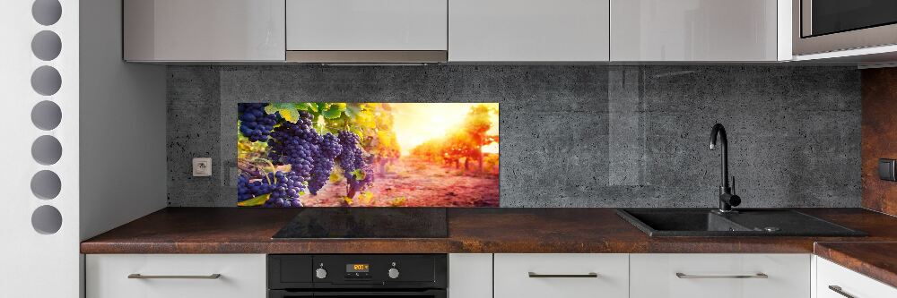 Panel między meble w kuchni Winorośle